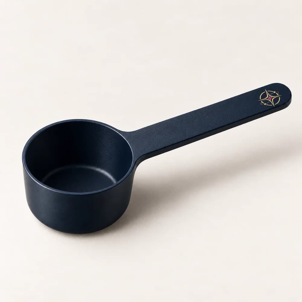 Precision scoop, with the Axis 9 mark